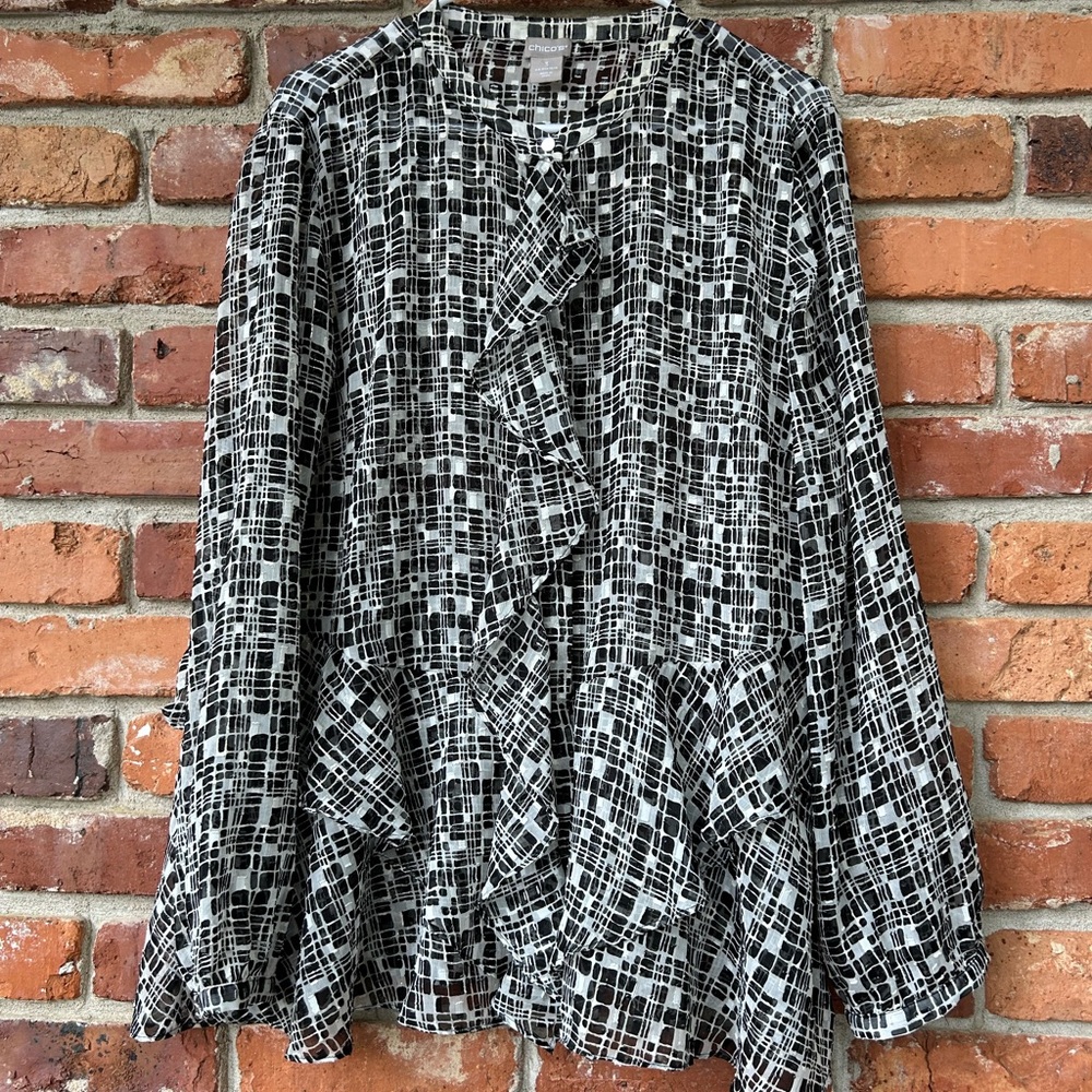 Chico’s Sheer Ruffled Neckline Blouse Size 3/XL - Picture 1 of 7